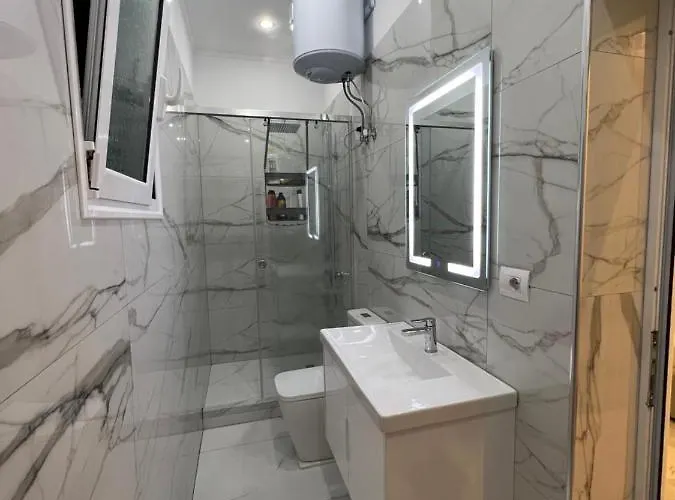 Bellavista بيت ضيافة *