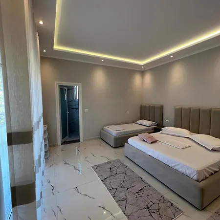 Bellavista 招待所 *